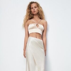 NWT ZARA Satin Keyhole Halter Crop Top L Blush Coquette Night Out
